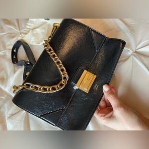 Fendi Kan U Shoulder Bag Leather Medium Brand New Black